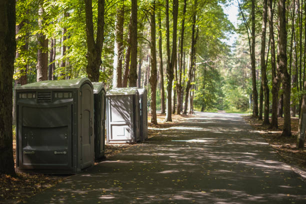 Portable Toilet Options We Offer in Velda City, MO